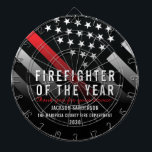 Feuerwehrmann des Jahres - Rote Linie der Mitarbei Dartscheibe<br><div class="desc">Dieses Design verfügt über eine Feuerwehrflagge mit schwarz-weißen Streifen und einen dünnen roten Streifen. Dieses Dartboard ist ideal,  um einen Feuerwehrmann,  Leutnant,  Kapitän oder Chef für ihren Dienst zu danken und Feuerwehrmann des Jahres zu werden.</div>