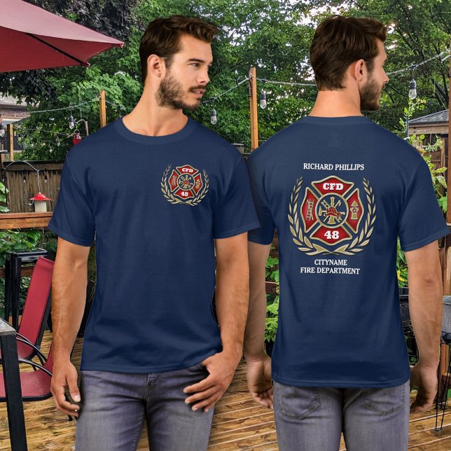 Feuerwehrmann Maltesisches Kreuz Personalisiert T-Shirt (Von Creator hochgeladen)