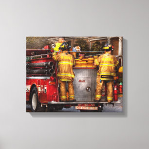 Feuerwehrmann - Metuchen Feuerwehr Abteilung Leinwanddruck