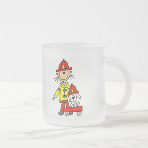 Feuerwehrmann mit Dalmatiner-T-Shirts und Geschenk Mattglastasse
