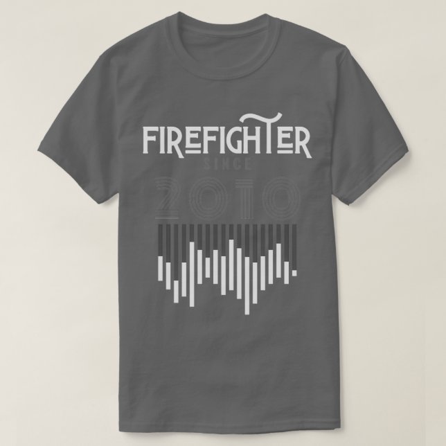 Feuerwehrmann seit 2010 (3) T-Shirt (Design vorne)