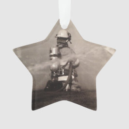 Feuerwehrmänner bei der Arbeit Ornament