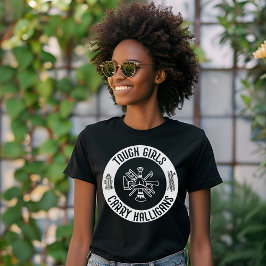 Feuerwehrmännerinnen Mädchen tragen Halligans T-Shirt