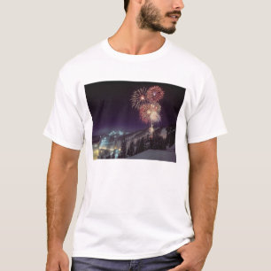Feuerwerk am Big Mountain Resort in Whitefish, T-Shirt