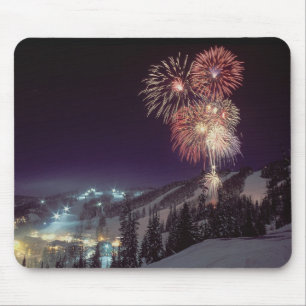 Feuerwerk im Big Mountain Resort in Whitefish, Mousepad