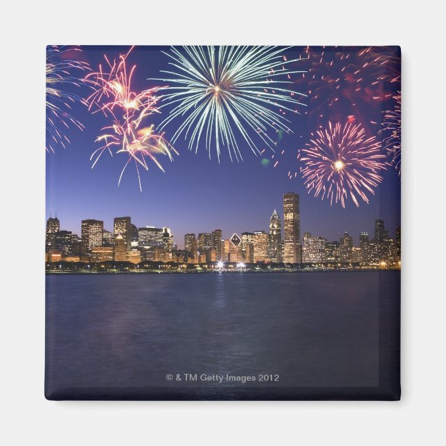Feuerwerkskörper über der Skyline von Chicago 2 Magnet (Vorne)