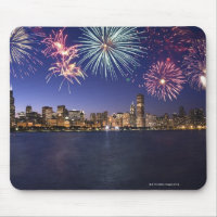 Feuerwerkskörper über der Skyline von Chicago 2