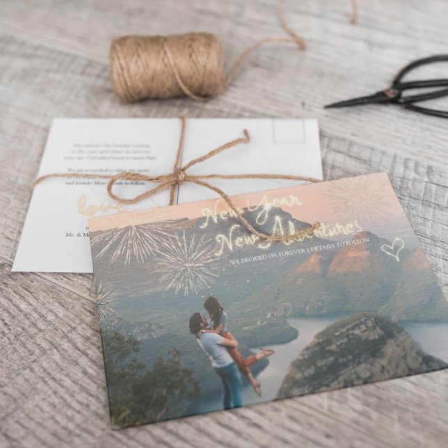 Feuerwerkskörper | Verlobung des Fotos im Neujahr Ankündigungspostkarte (Von Creator hochgeladen)