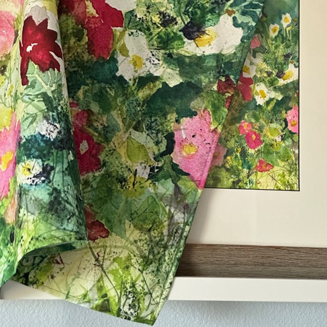 Feurkunst Watercolor Blumenmuster Schürze (Apron photographed next to the painting which was the inspiration for the product)