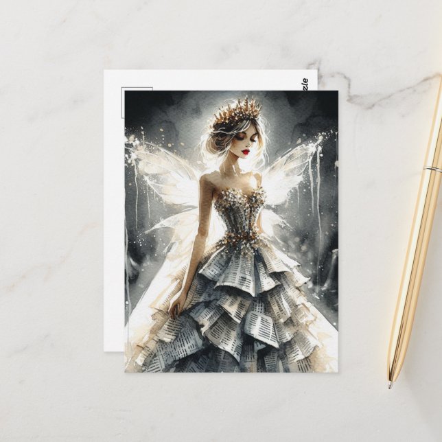 Fey in einem Modekleid aus Zeitungen Postkarte (Vorderseite/Rückseite Beispiel)