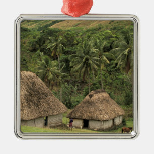 Fidschi, Viti Levu, Navala, traditionelle Bure-Häu Silbernes Ornament