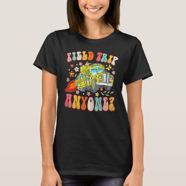 Field Trip Anyone Groovy School Bus Driver Yellow  T-Shirt (Vorderseite)
