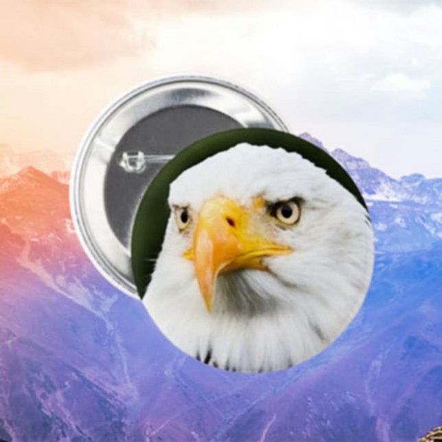 Fierce Bald Eagle Head Patriotic Button (Von Creator hochgeladen)