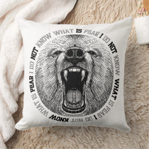Fierce Bär: Defiant Phrase Artwork Kissen