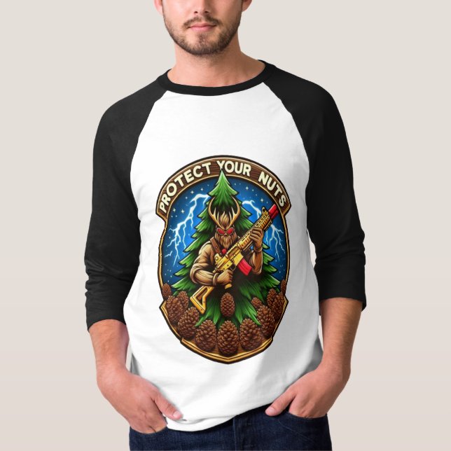 Fierce Cartoon Eichhörnchen verteidigen Pine Cones T-Shirt (Vorderseite)