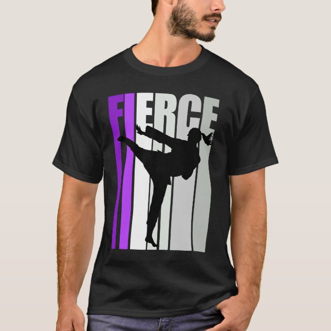 Fierce Karate Birthday farbenfrohe schwarze Gürtel T-Shirt (Vorderseite)