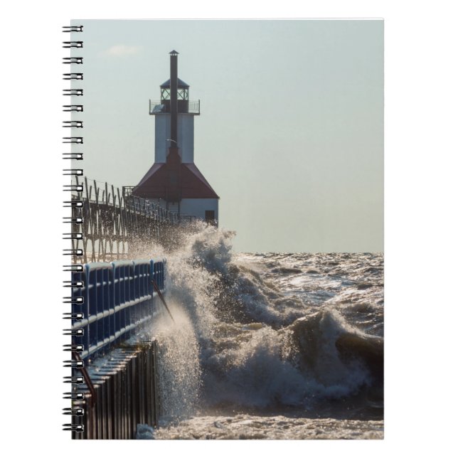 Fierce Waves bei St Joseph Notizblock (Vorderseite)