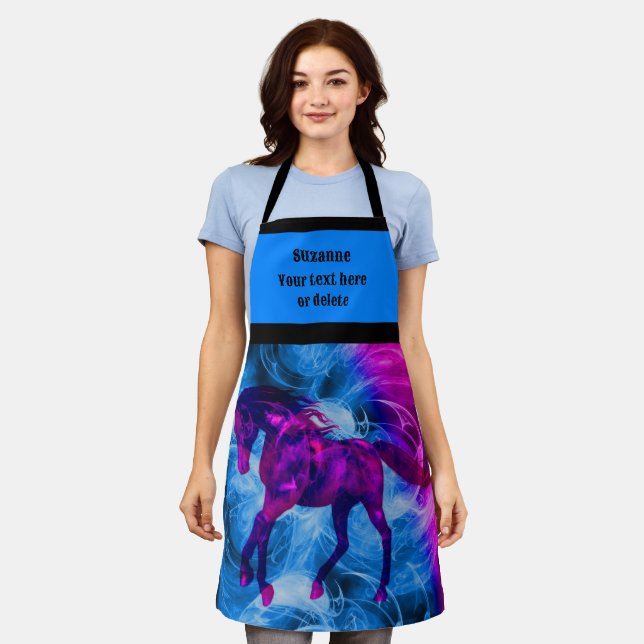 Fiery Galloping Black Horse Personalisiert Schürze (Getragen)