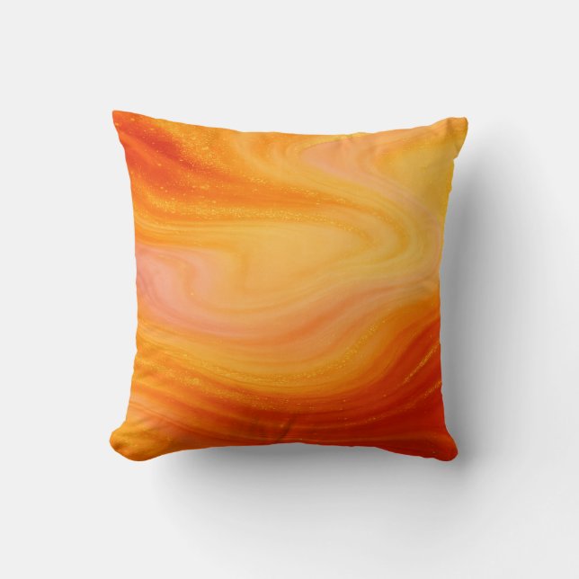 Fiery Orange Gold Marble Throw Kissen (Vorderseite)
