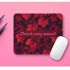 Fiery Red Autumnal Blätter Mousepad