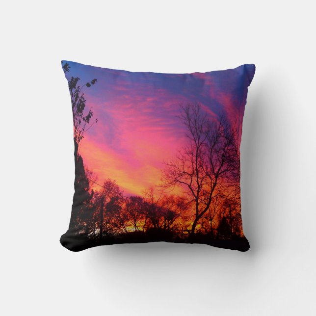 Fiery Sunset Pillow Kissen (Vorderseite)