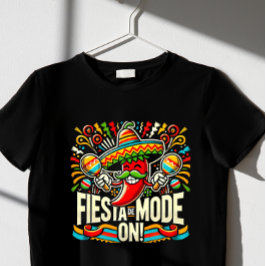 fiesta mode on! T-Shirt
