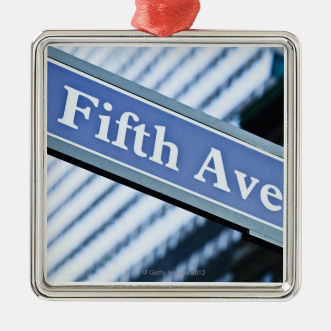 Fifth Avenue Ornament Aus Metall (Vorne)