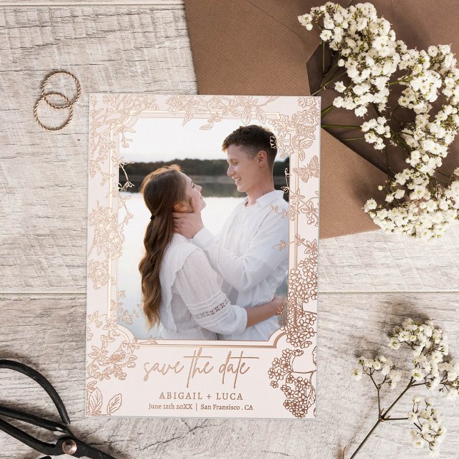 Filigree Floral Chinoiserie Rett Date Wedding Folieneinladung (Von Creator hochgeladen)