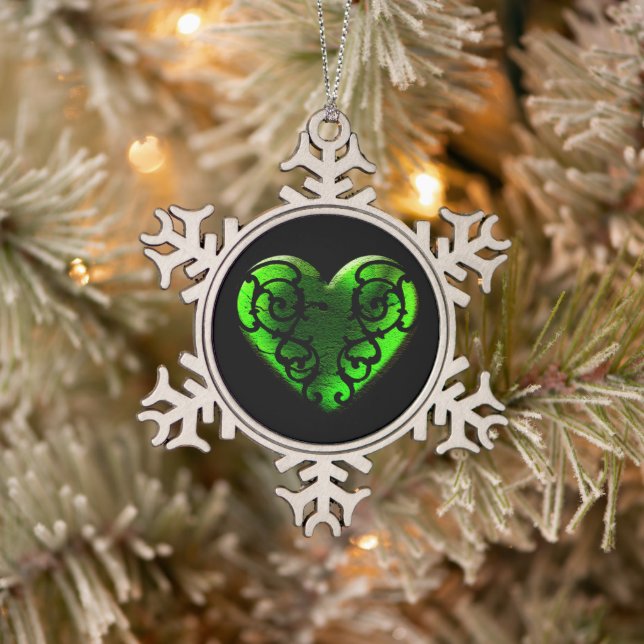 Filigree Goth Green Heart Schneeflocken Zinn-Ornament (Baum)