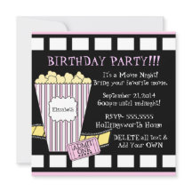 Film-Nachtpopcorn-Film-Streifen-Party im Rosa