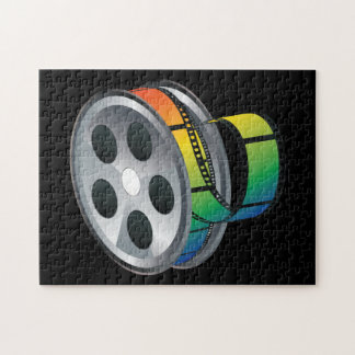 Filmrolle mit farbigem Klebeband Puzzle
