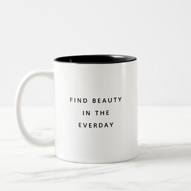 Find Beauty Typography Modern Two-Tone Mug Zweifarbige Tasse (Links)