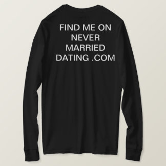 Finde mich auf never married dating .com T-Shirt
