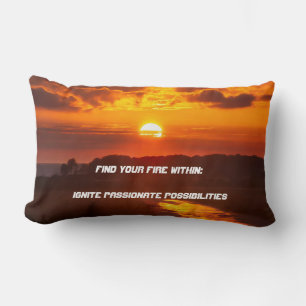 "Finden Sie Ihr Feuer im Inneren" Lendenkissen