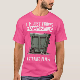 Finding Garbage Diving Trash Dumpster Di T-Shirt