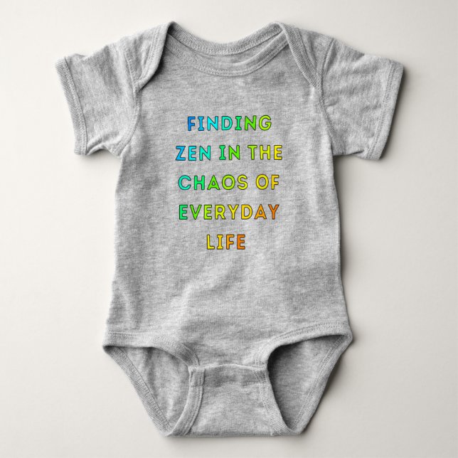 Finding Zen Baby Strampler (Vorderseite)