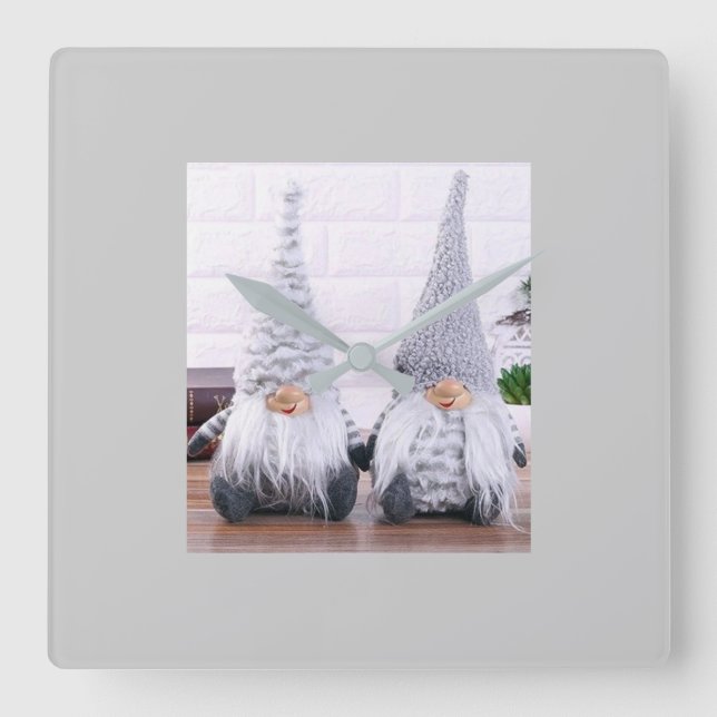 FINNISCHE GNOMES SCHÖN UND NIEDLICH QUADRATISCHE WANDUHR (Vorderseite)