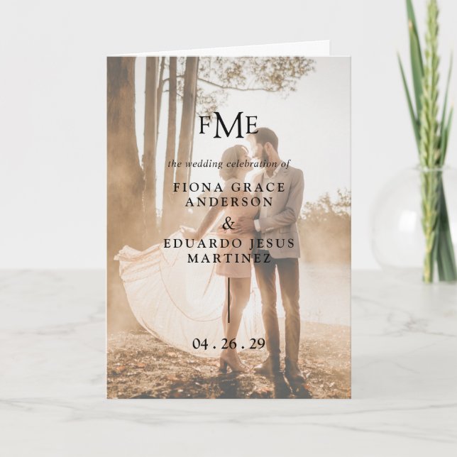 Fiona Foto Bold Monogram Modern Wedding Programm (Vorderseite)