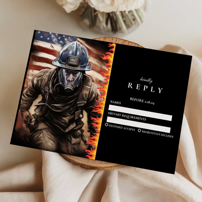 Firefighter Hero Graduation RSVP Karte (Von Creator hochgeladen)