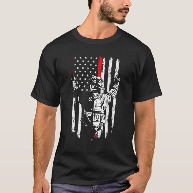 Firefighter Thin Red Line US American Flag Patriot T-Shirt (Vorderseite)