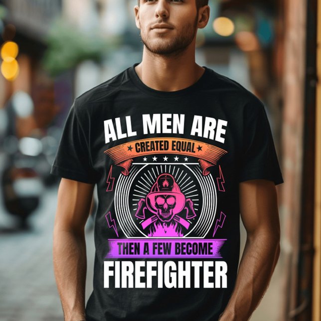 Firefighter unterstützt Gleichheitsabschlag T-Shirt (Von Creator hochgeladen)