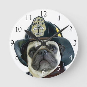 Fireman pug dog round clock runde wanduhr