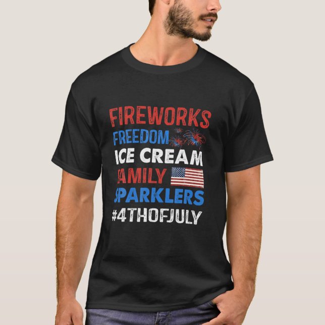 Fireworks Freedom Ice Cream Family Sparklers 4Th O T-Shirt (Vorderseite)