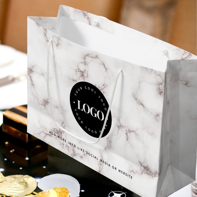 Firmenkundenspezifische Markenbezeichnung für schw Große Geschenktüte (Von Creator hochgeladen)