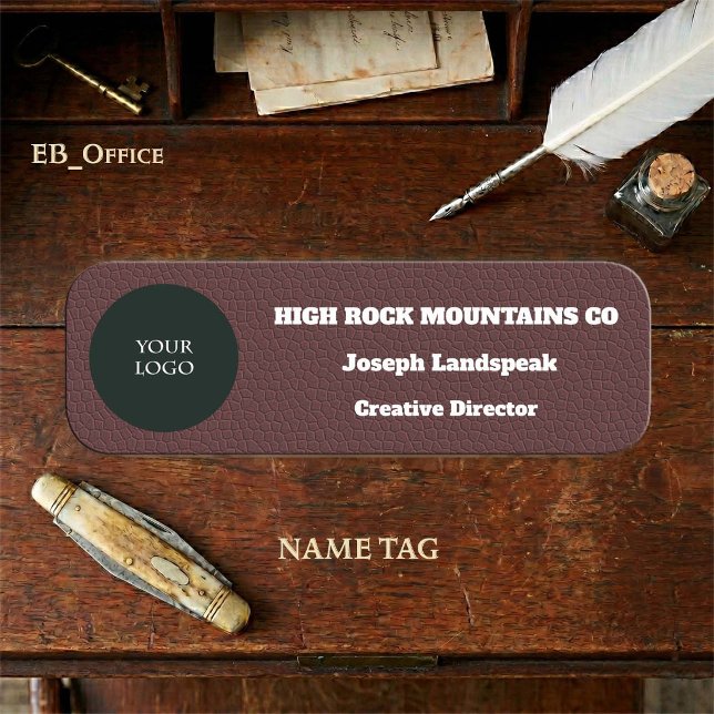 Firmenlogo auf Copper-Brown-Leder-Printwerbung Namensschild (Copper Leather Classic Name Tag.
Size: 3” x 1” rounded rectangle with logo.
)