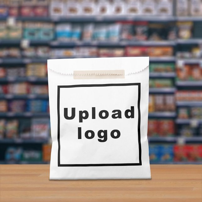 Firmenlogo auf der White Paper-Verpackung Geschenktütchen (White paper bag with your business logo displayed in a store)