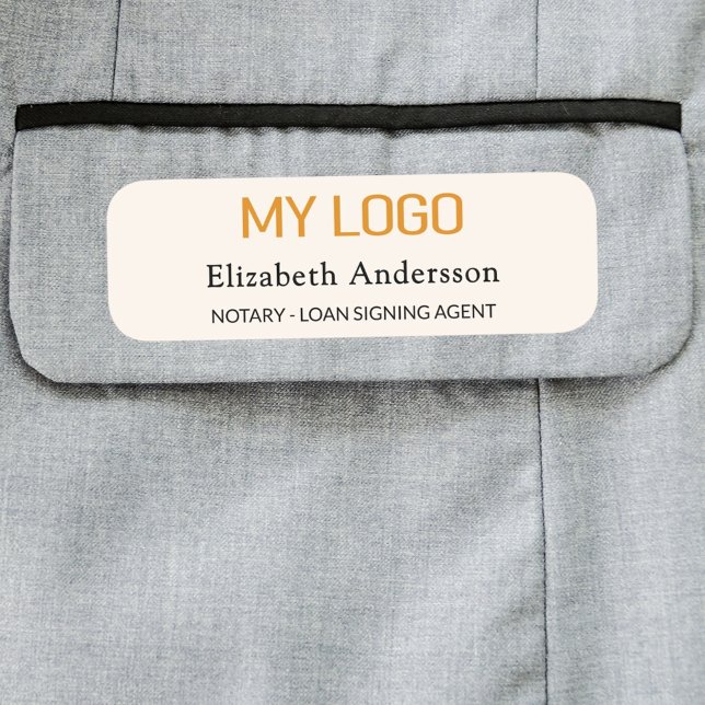 Firmenlogo beige Creme magnetisch Namensschild (Von Creator hochgeladen)