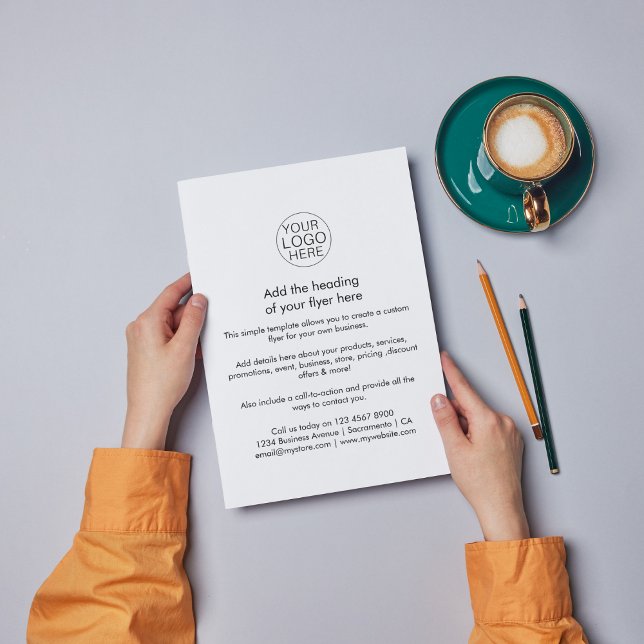 Firmenlogo | Einfache Schwarz-weiße Benutzerdefini Flyer (Von Creator hochgeladen)