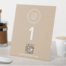 Firmenlogo mit QR-Code Sockelschild