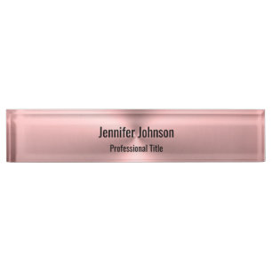 Firmenlogo Mitarbeiter Name Rosa Metallaussehen Namensplakette